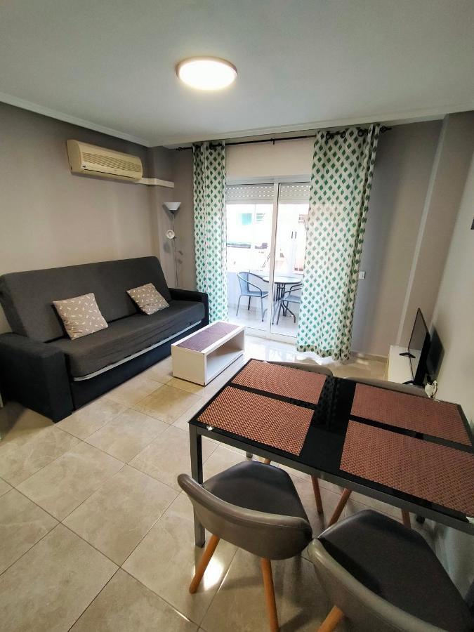 Apartament Goleta Τορεβιέχα Εξωτερικό φωτογραφία